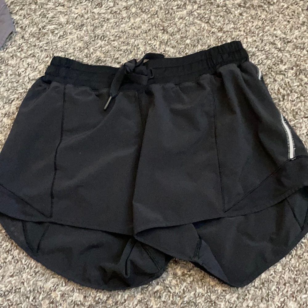 NWOT hotty hot long short